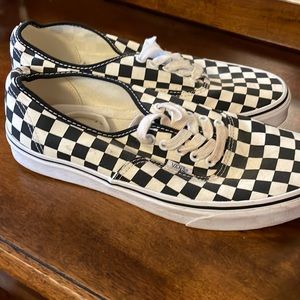 Mens size 9.5 Vans